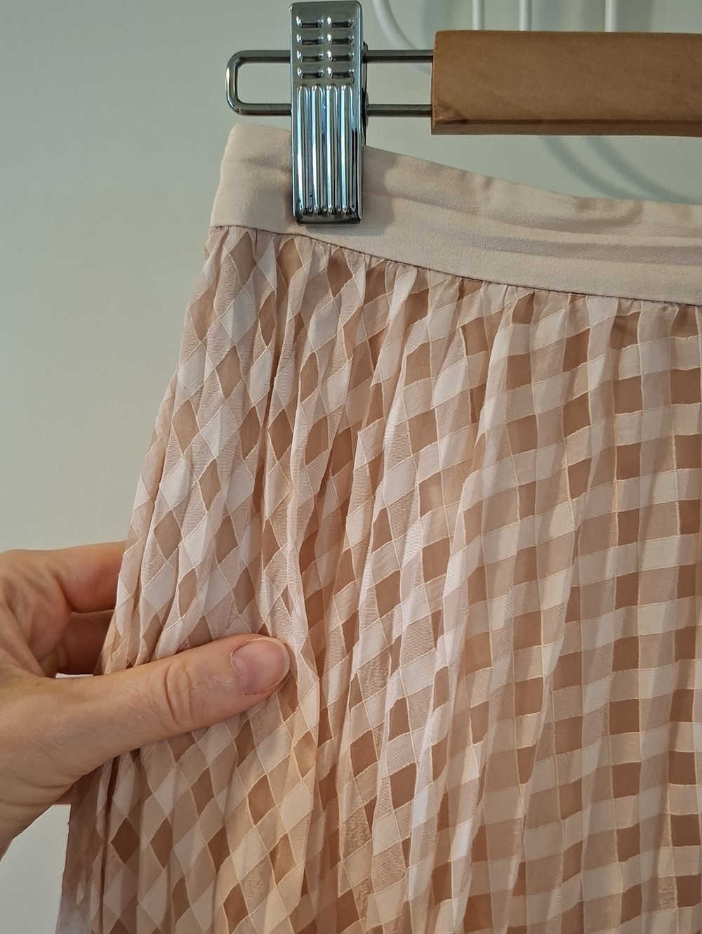 Tibi Silk Baby/Powder Pink Pleated/Plisse Plaid/Check Circle Skirt (Size 2) - Picture 3 of 7